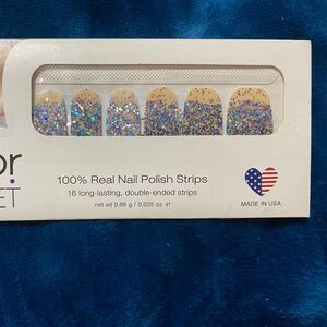 NWT Cuban Summer Color Street